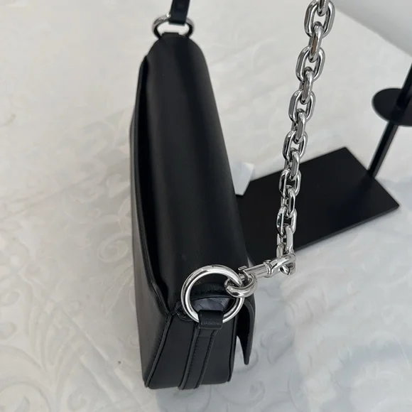 Marc Jacobs Shoulder Bag - Picture 6 of 15